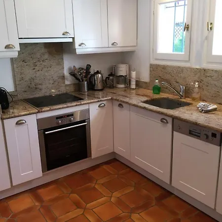 Maison Bleu Holiday home Grimaud